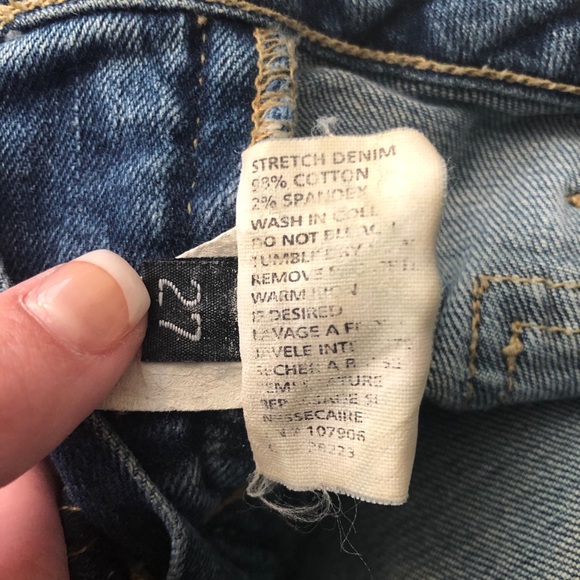 Vintage Hudson Low Rise Boot Cut Jeans - Picture 7 of 11